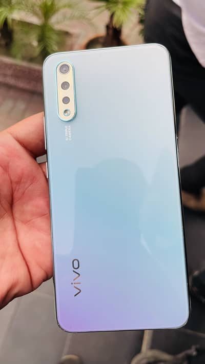 Vivo S1