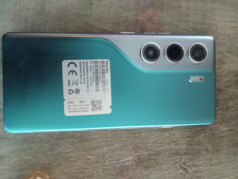 Tecno CAMON 40 Pro 4