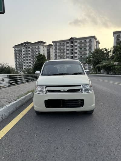 Mitsubishi Ek Wagon X Limited 2014 total genuine 660cc automatic