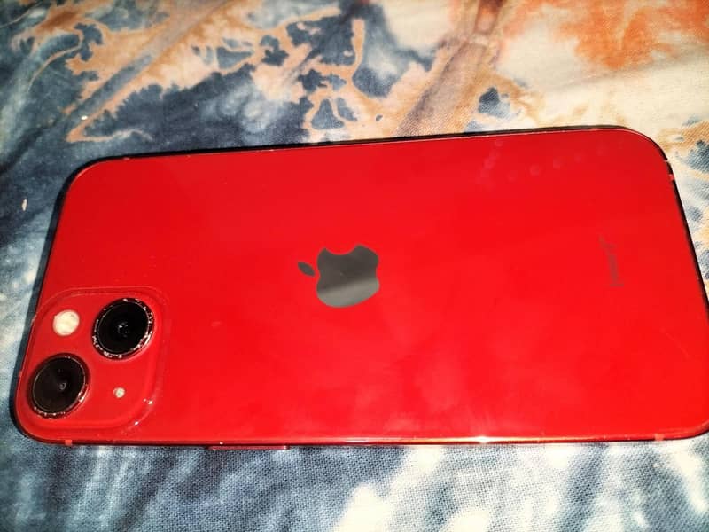 Apple iPhone 13 0