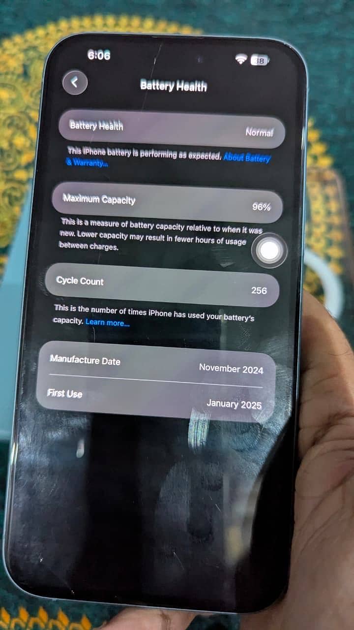 Apple iPhone 16 Plus 2