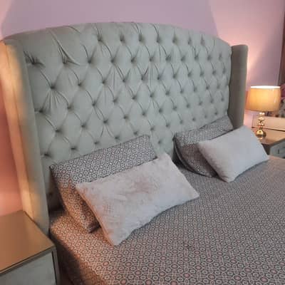 Heavy wooden structure Bed set Poshish tuffting on it