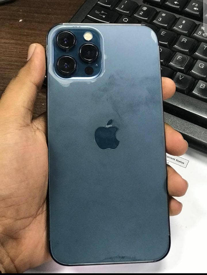 Apple iPhone 12 Pro Max 1