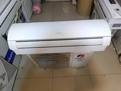 Gree DC inverter AC/ split AC / 1.5 ton AC