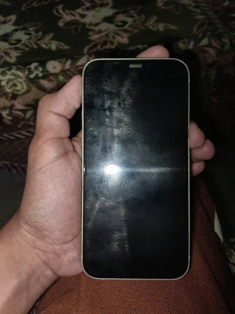 Apple iPhone 12 2