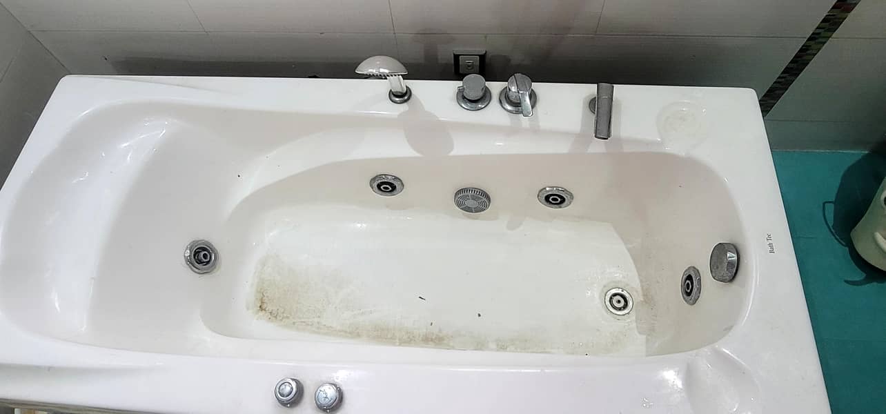 Jacuzzi (Long) 1