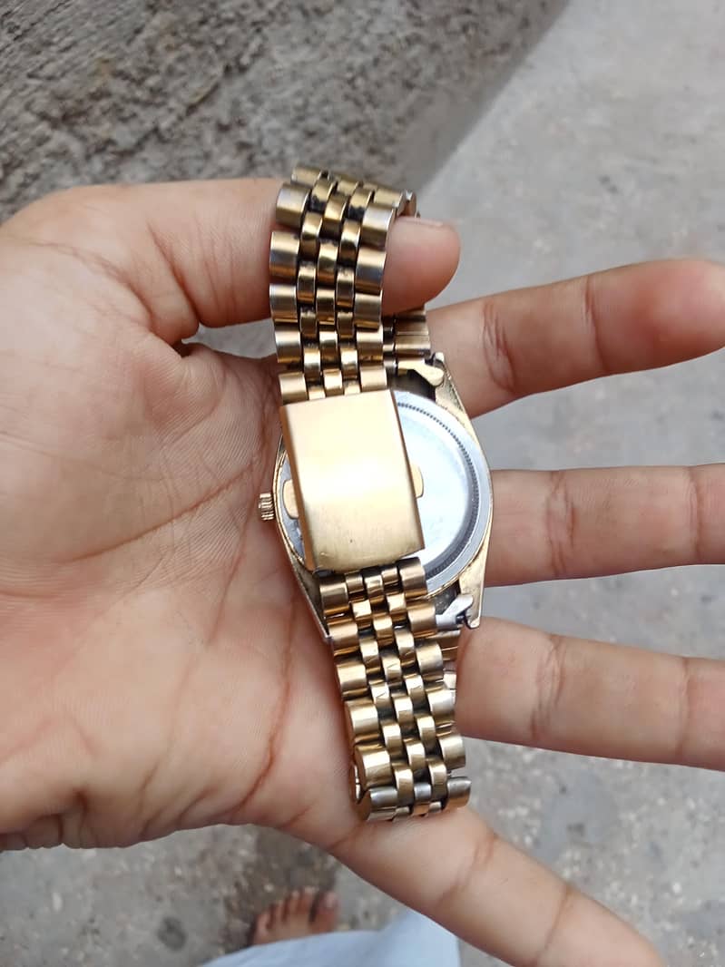 watch 2