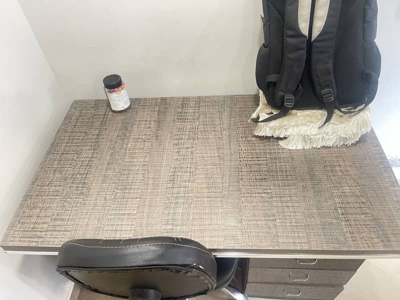 Office table 1