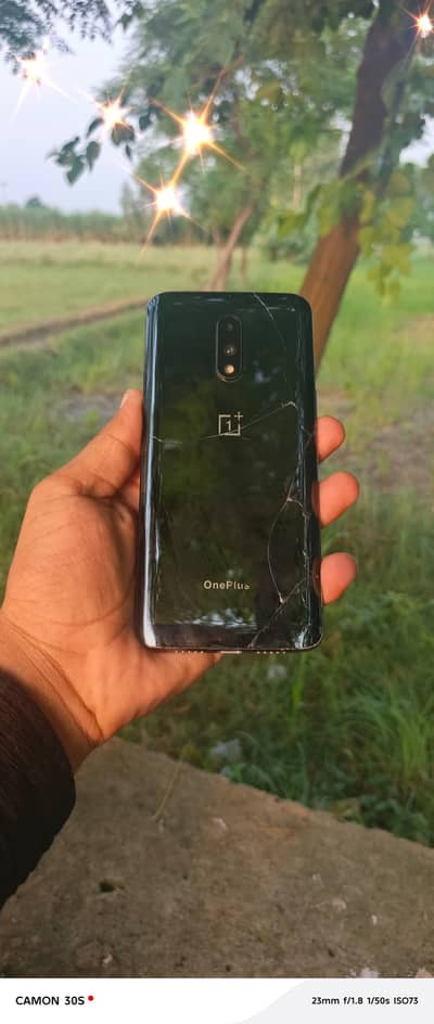 One Plus 7 128GB PUBG HDR 60FPS camera ki  safai hone wali hai