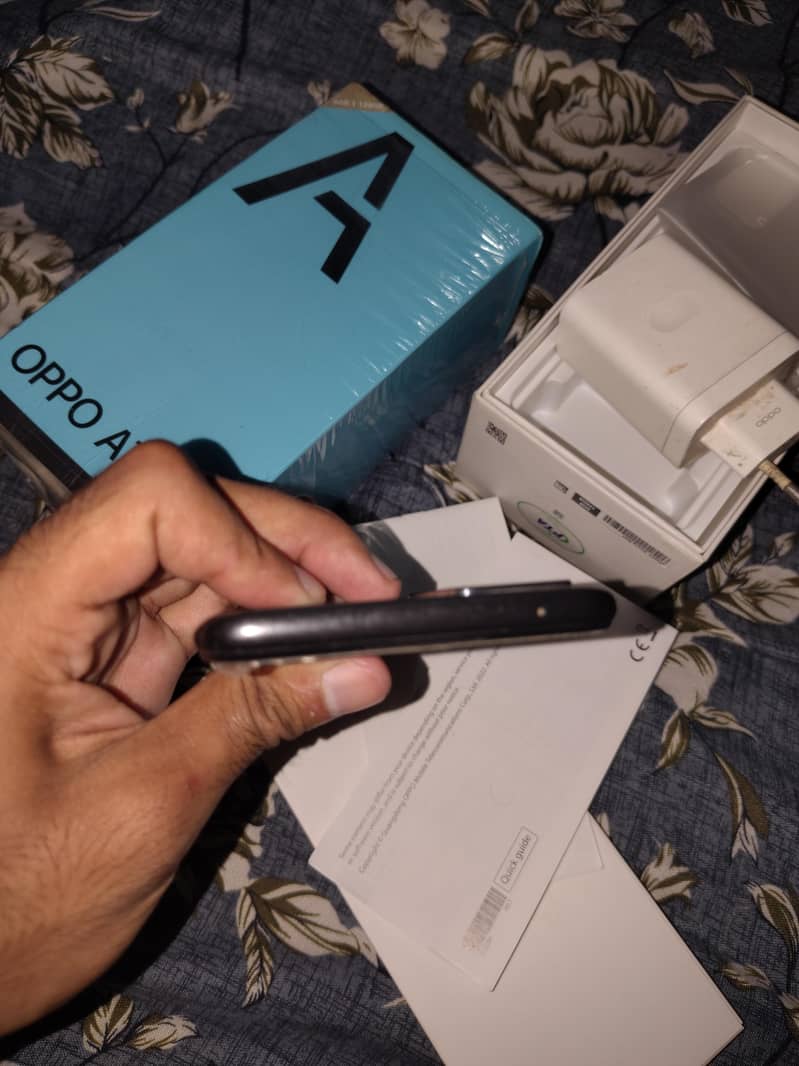OPPO A76 5