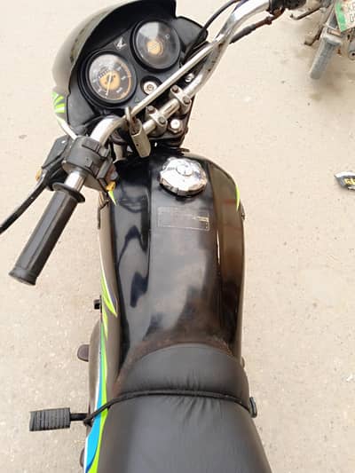 Honda 100 prider