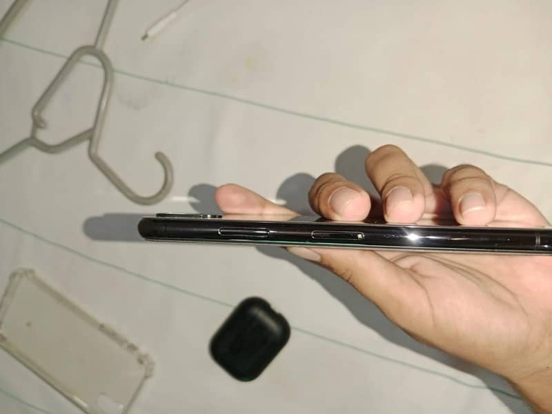 Apple iPhone X 8