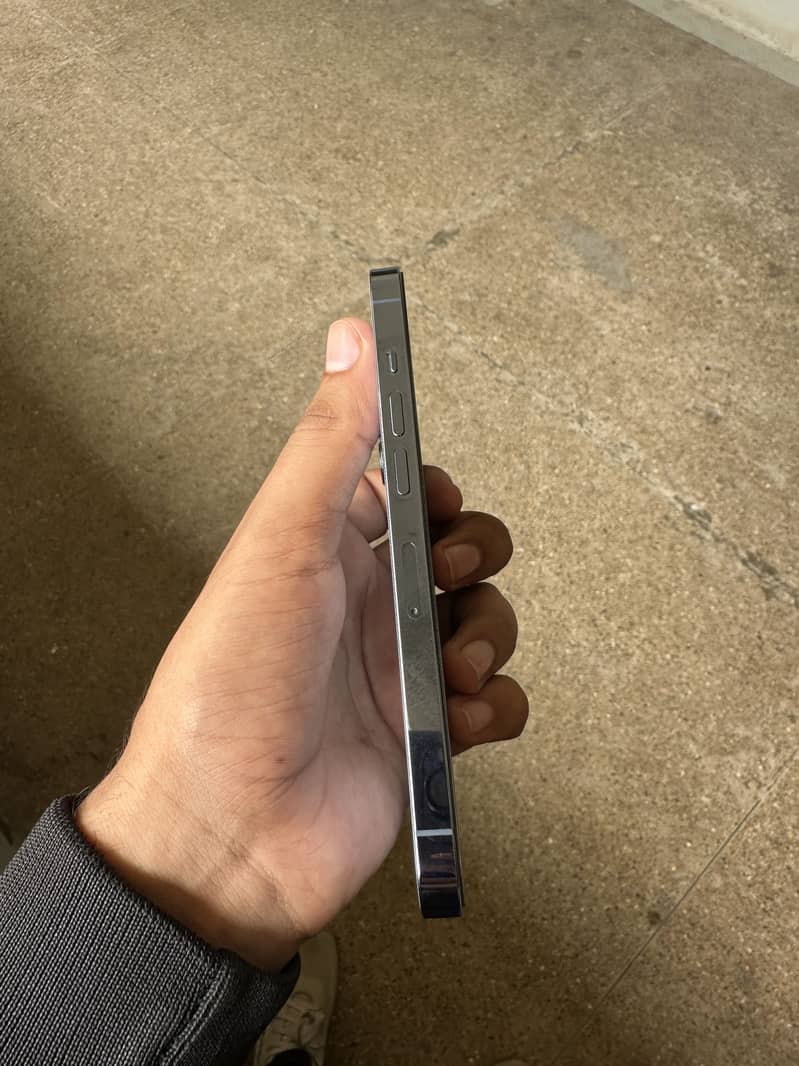 Apple iPhone 13 Pro 5