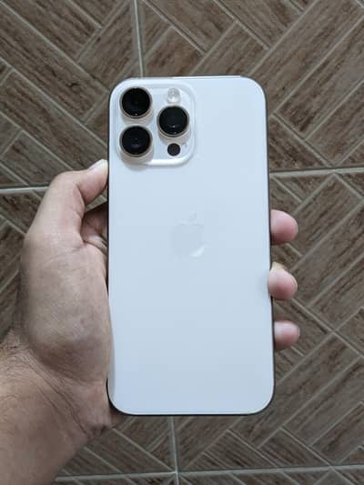 Apple iPhone 16 Pro Max