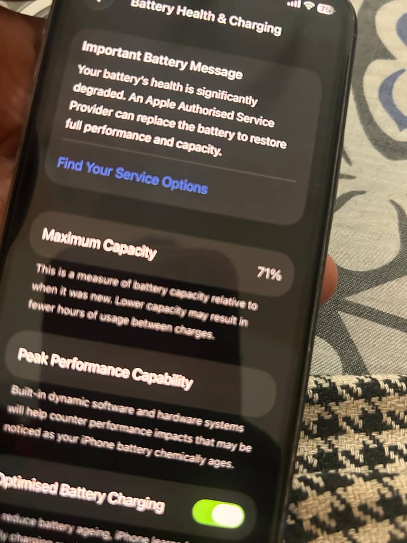 Apple iPhone 11 Pro 4