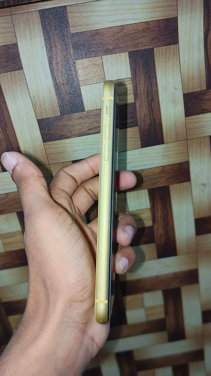 Apple iPhone 11 1