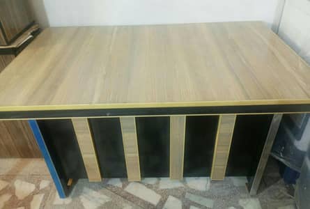 Office Table New
