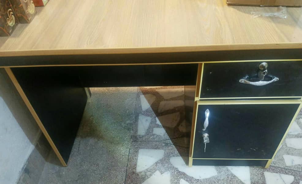 Office Table New 3
