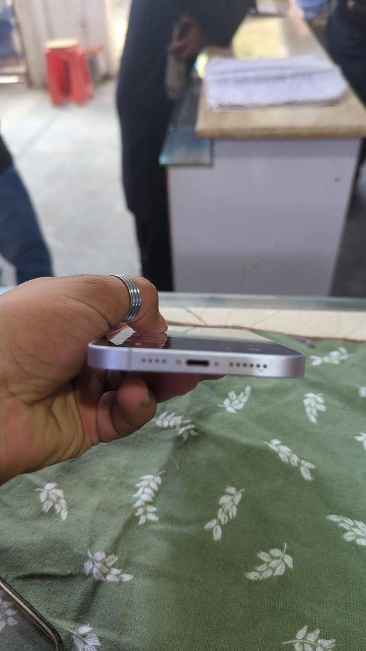 Apple iPhone 14 plus 1