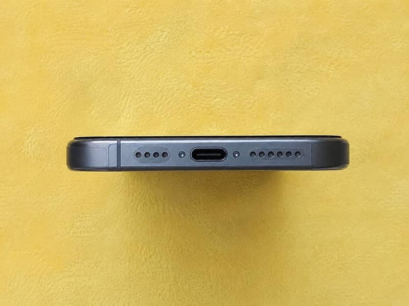 Apple iPhone 15pro max 5