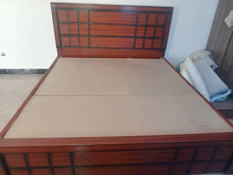 Double Bed king Size 1