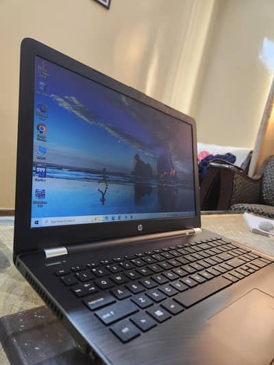 CORE i7 7th GENERATION(HP PACKED+HD 3GB GRAPHICS+ORIGINAL CHARGER)