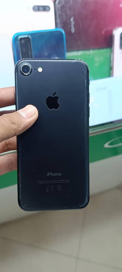 Apple iPhone 7