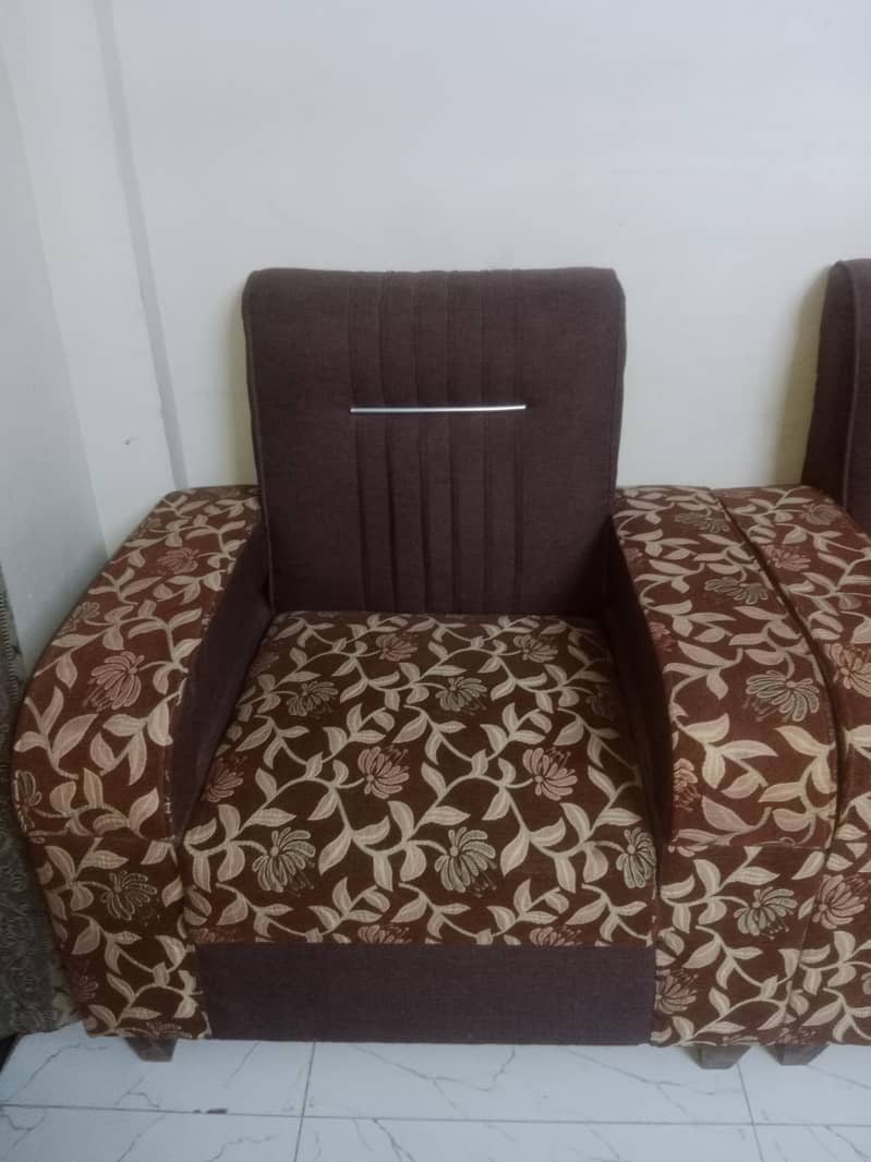 4 Seater sofa set 2