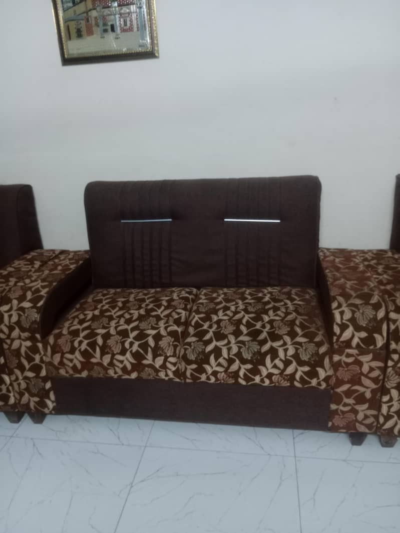 4 Seater sofa set 3