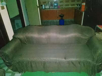 this sofa set is very relaxing item 
