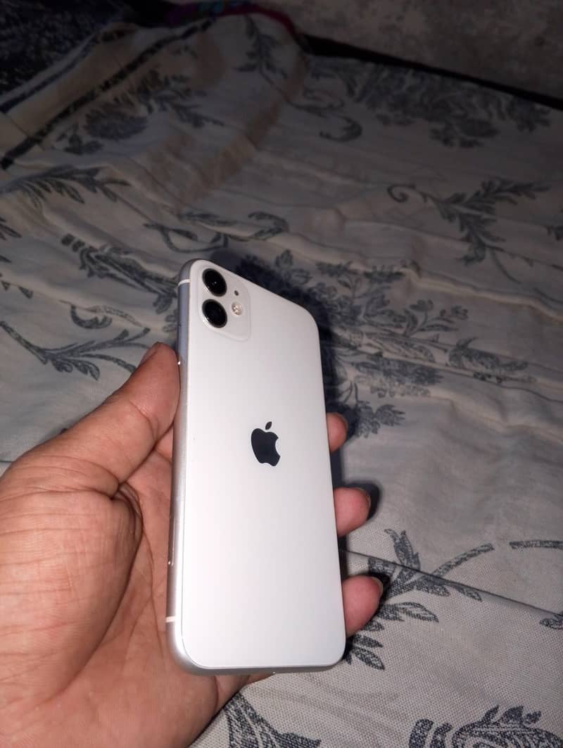 Apple iPhone 11 1