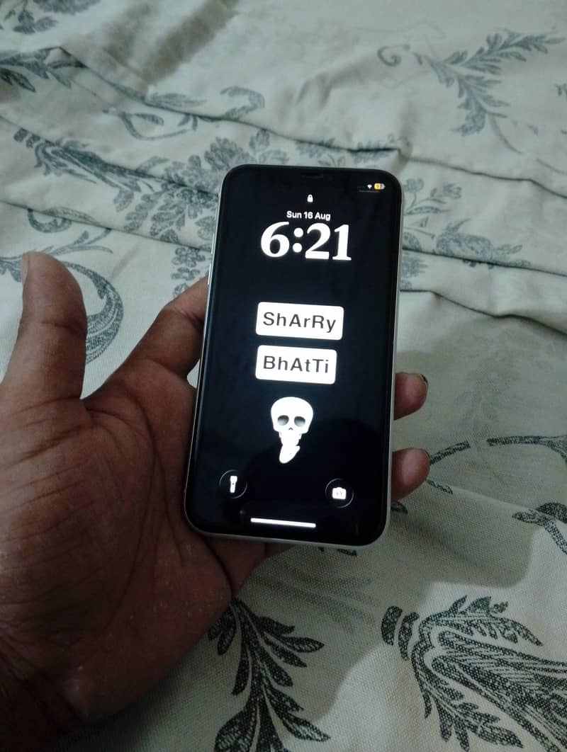 Apple iPhone 11 2