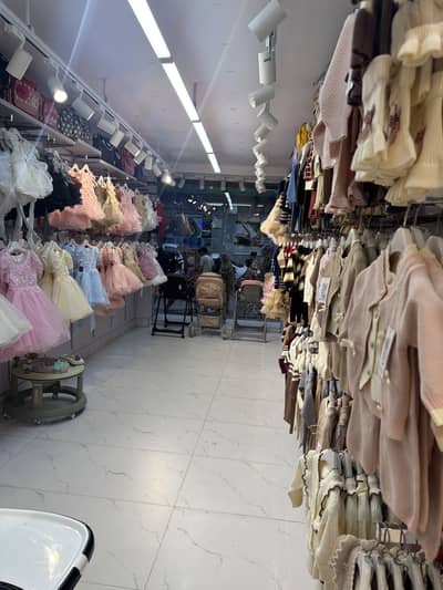 Garments retail k leye salesman ki zarorat