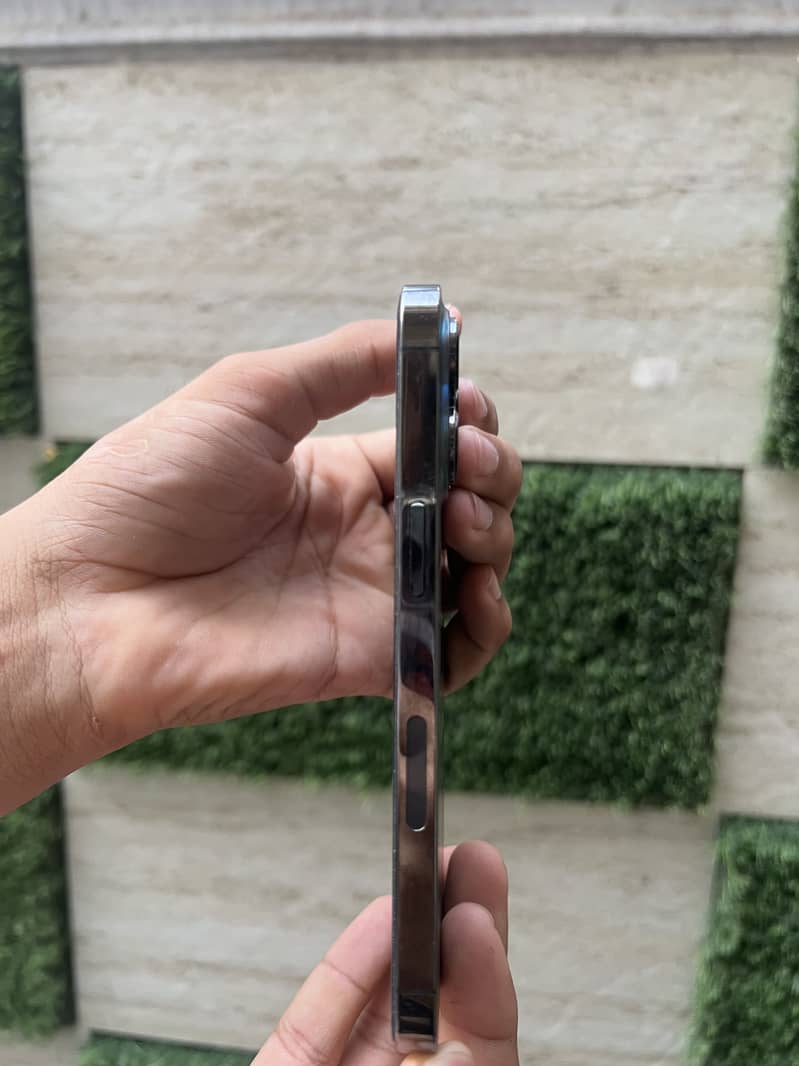 Apple iPhone 13 Pro 5