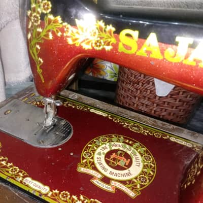 sewing machine in good condition