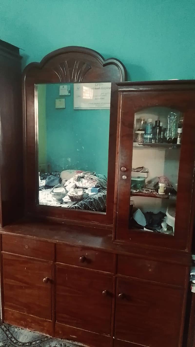 Dressing Table 2