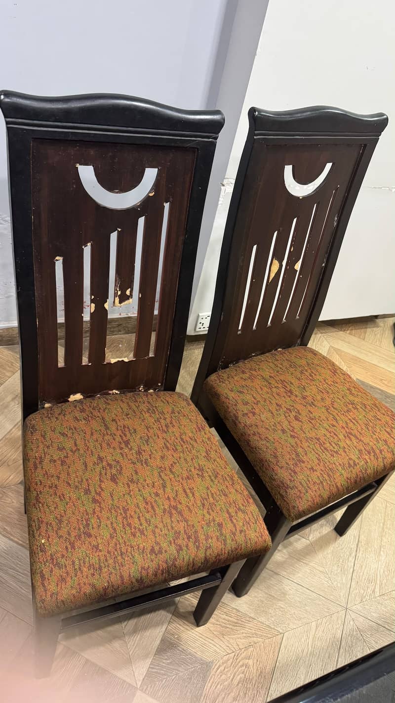 Dining Table + Sofa seat 7