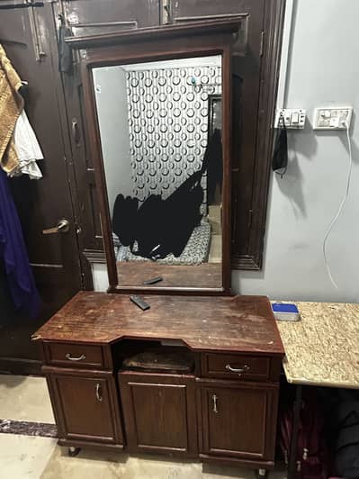 Solid Wooden Dressing Table with Mirror for Sale