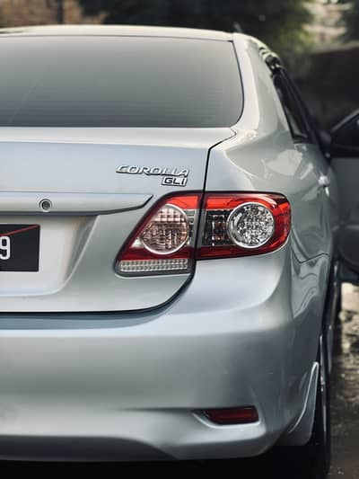 Toyota Corolla GLI 2013
