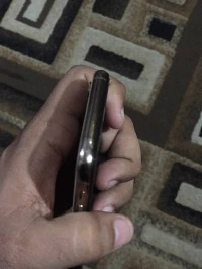 Apple iPhone XS