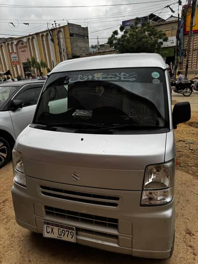 Suzuki Every 2012