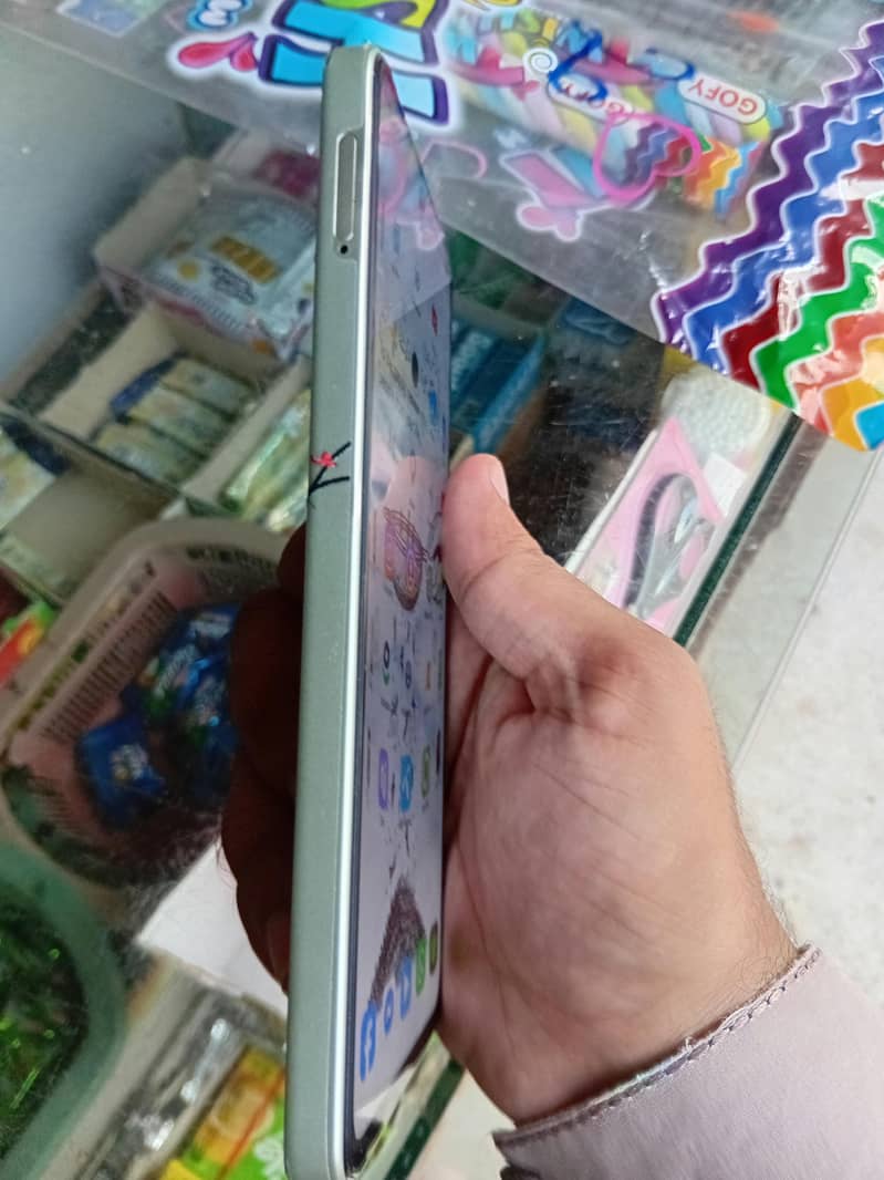 OPPO A5 Pro 4