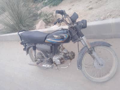 sale bike Honda hero good condition all document complete 03429086774