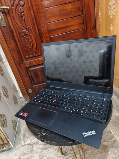 Lenovo thinkpad E585