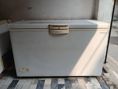 waves freezer 4 years used