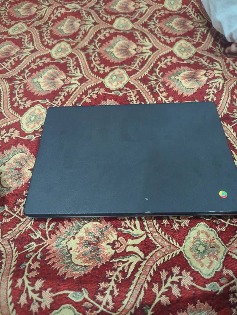 Chrome Book 0
