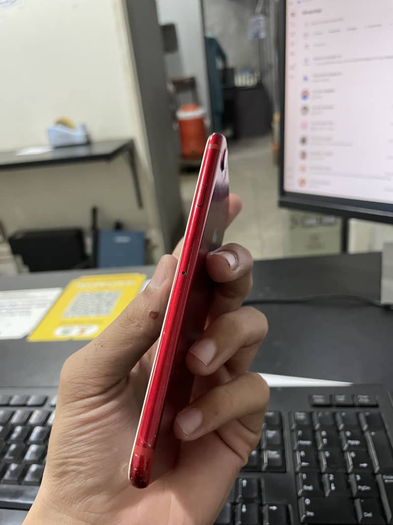 Apple iPhone 7 4