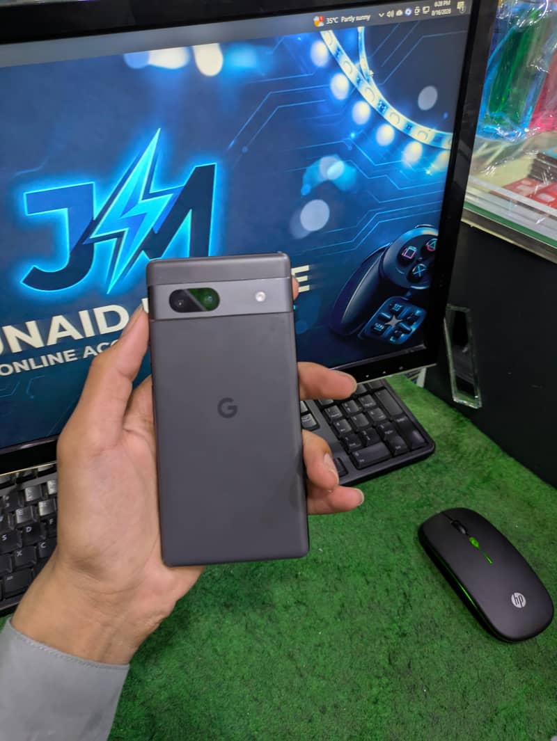 Google Pixel 7a 1