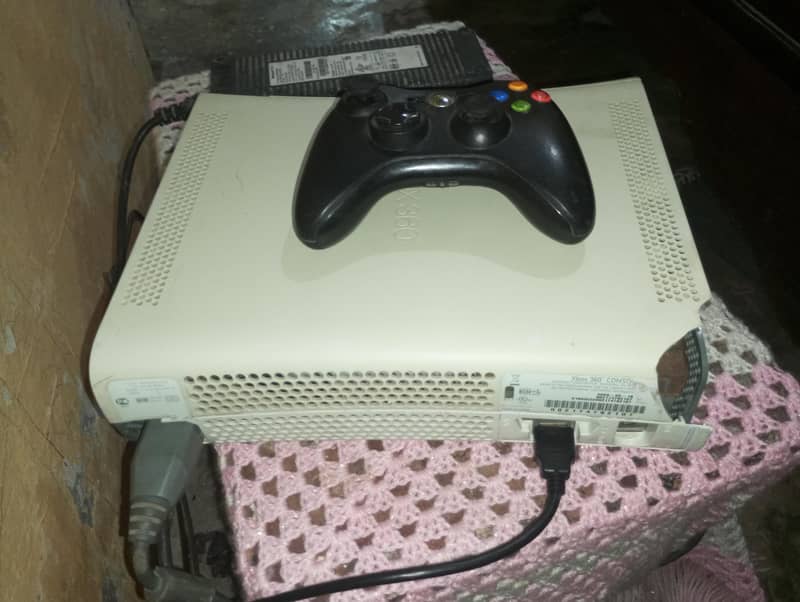 Xbox 360 with 1 wire controller 3