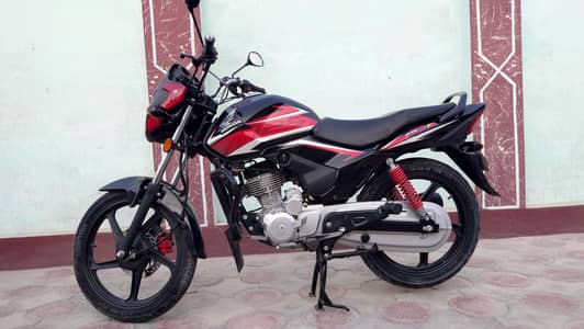 Honda CB125 F 5 stroke engine